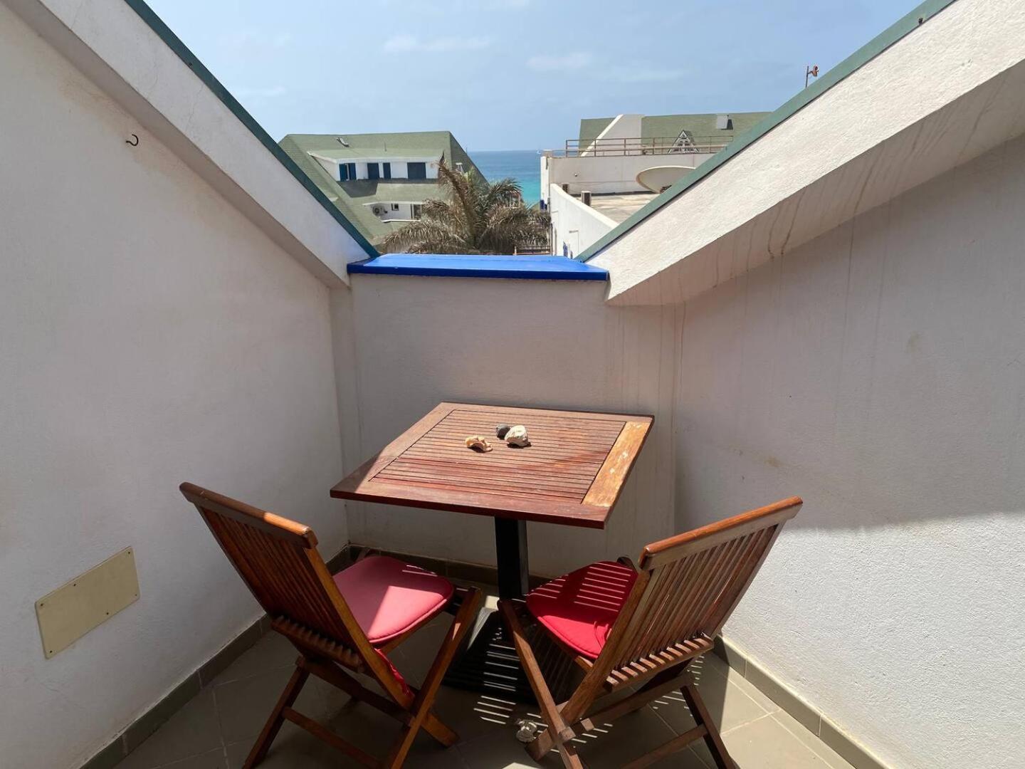 Leme Bedje Two Bedroom - By Bobbywashere Santa Maria Extérieur photo