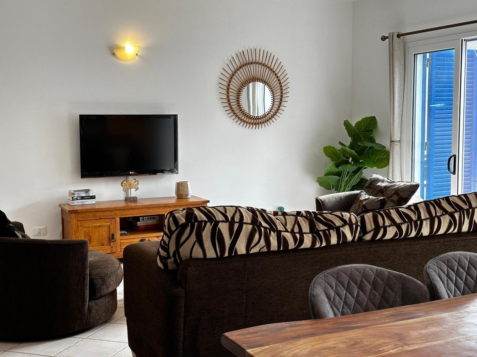 Leme Bedje Two Bedroom - By Bobbywashere Santa Maria Extérieur photo